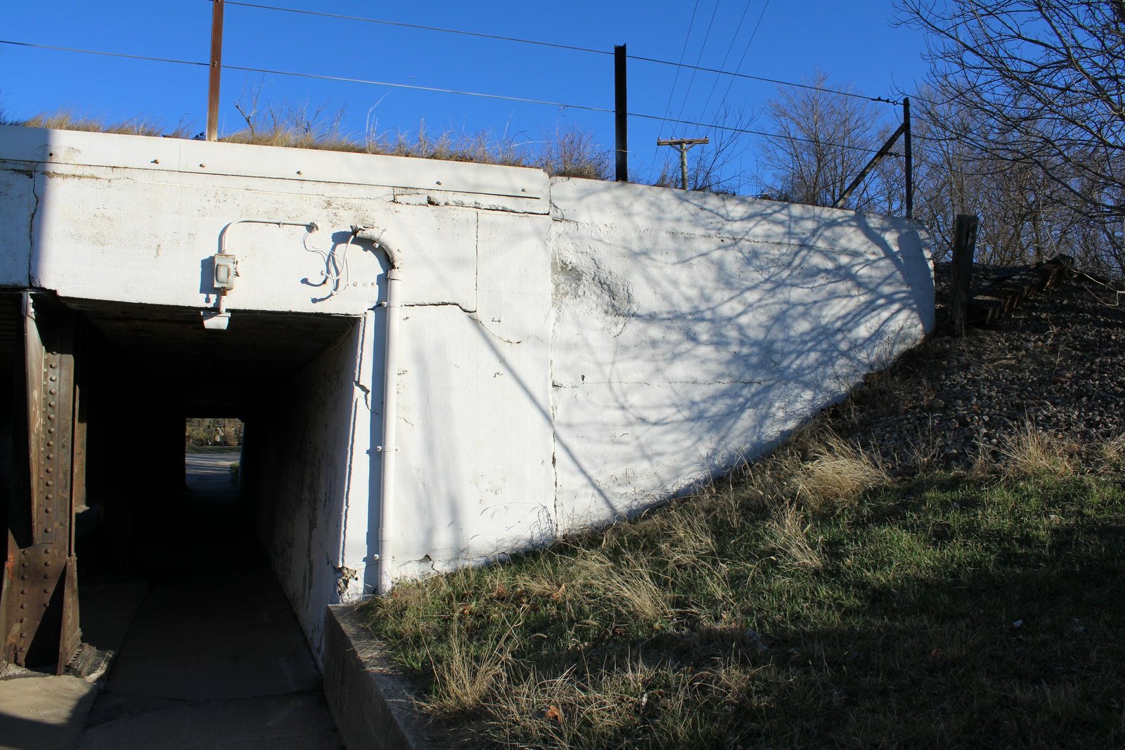 East abutment